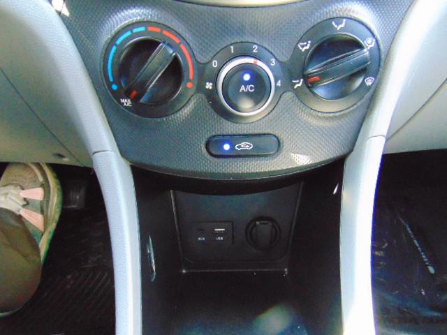 Used 2017 Hyundai Accent SE Sedan FWD image 13