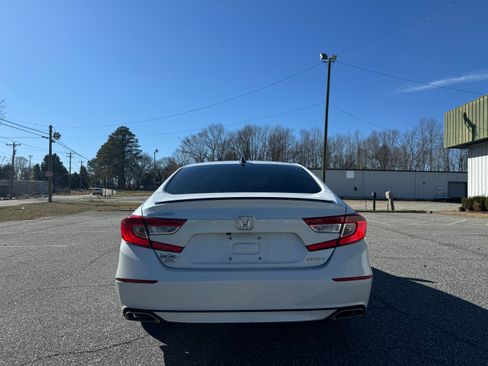 Used 2022 Honda Accord Sport image 7