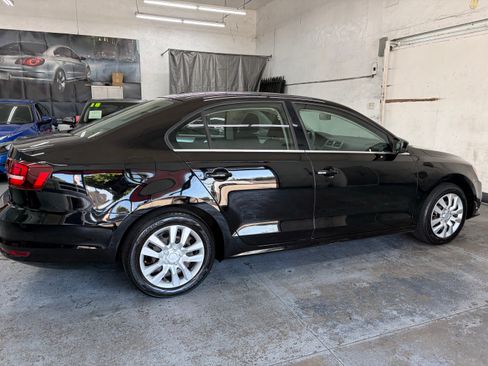 Used 2017 Volkswagen Jetta S Sedan FWD image 7