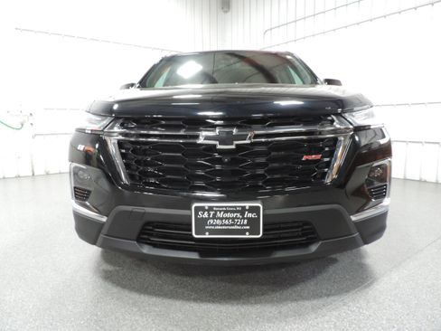 Used 2023 Chevrolet Traverse RS image 6