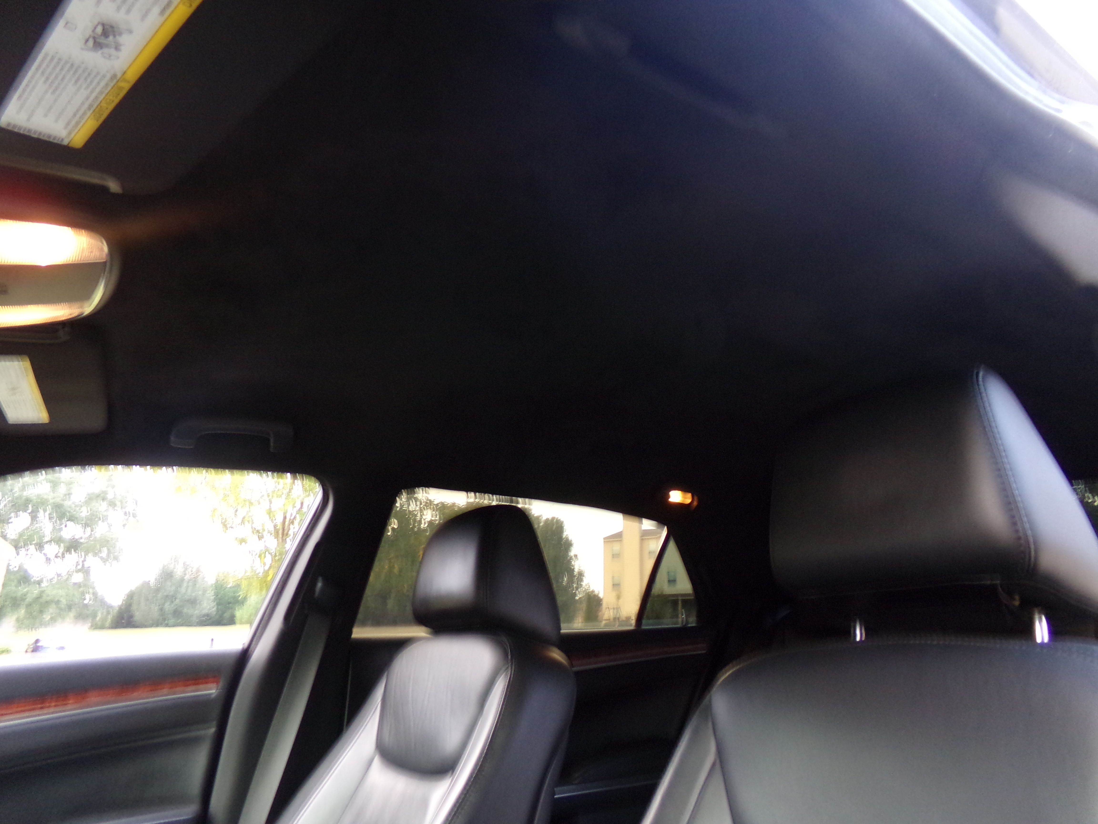 Used 2014 Chrysler 300 S RWD image 16