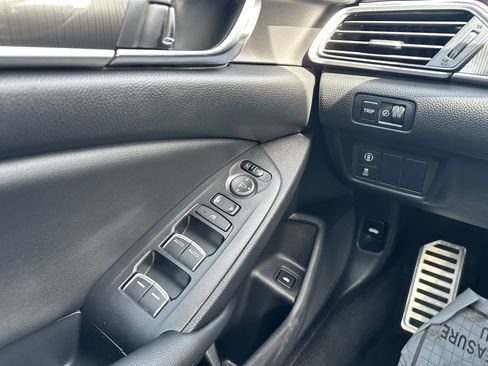 Used 2019 Honda Accord Sport image 15