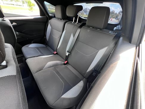 Used 2018 Ford Focus ST Hatchback FWD image 14