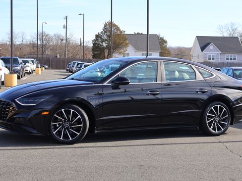 Used 2021 Hyundai Sonata Limited image 2