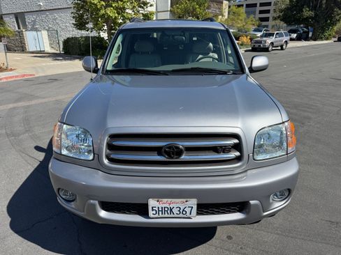 Used 2004 Toyota Sequoia Limited image 11