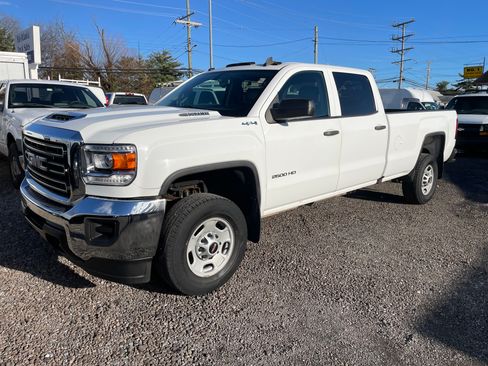 Used 2019 GMC Sierra 2500 image 1