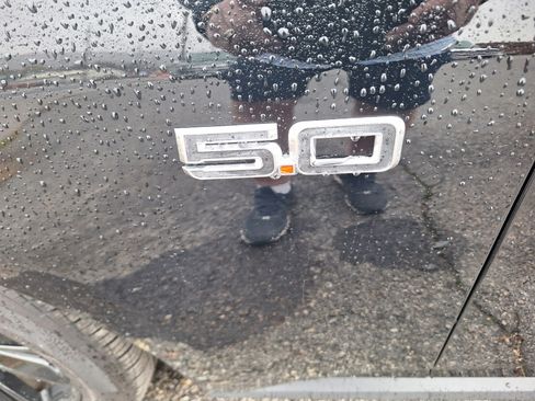 Used 2024 Ford Mustang GT Premium image 4