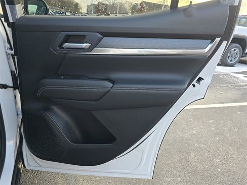 New 2026 GMC Terrain Elevation image 27