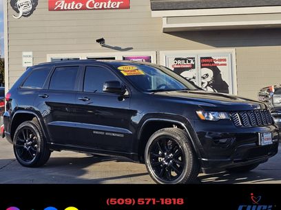 Used 2017 Jeep Grand Cherokee Altitude