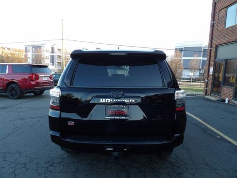 Used 2014 Toyota 4Runner SR5 image 15