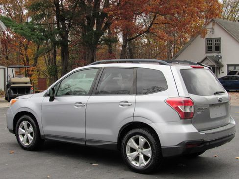 Used 2014 Subaru Forester 2.5i Premium image 9