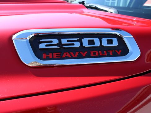 Used 2019 RAM 2500 Big Horn image 15