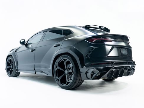 Used 2020 Lamborghini Urus AWD/4WD image 27
