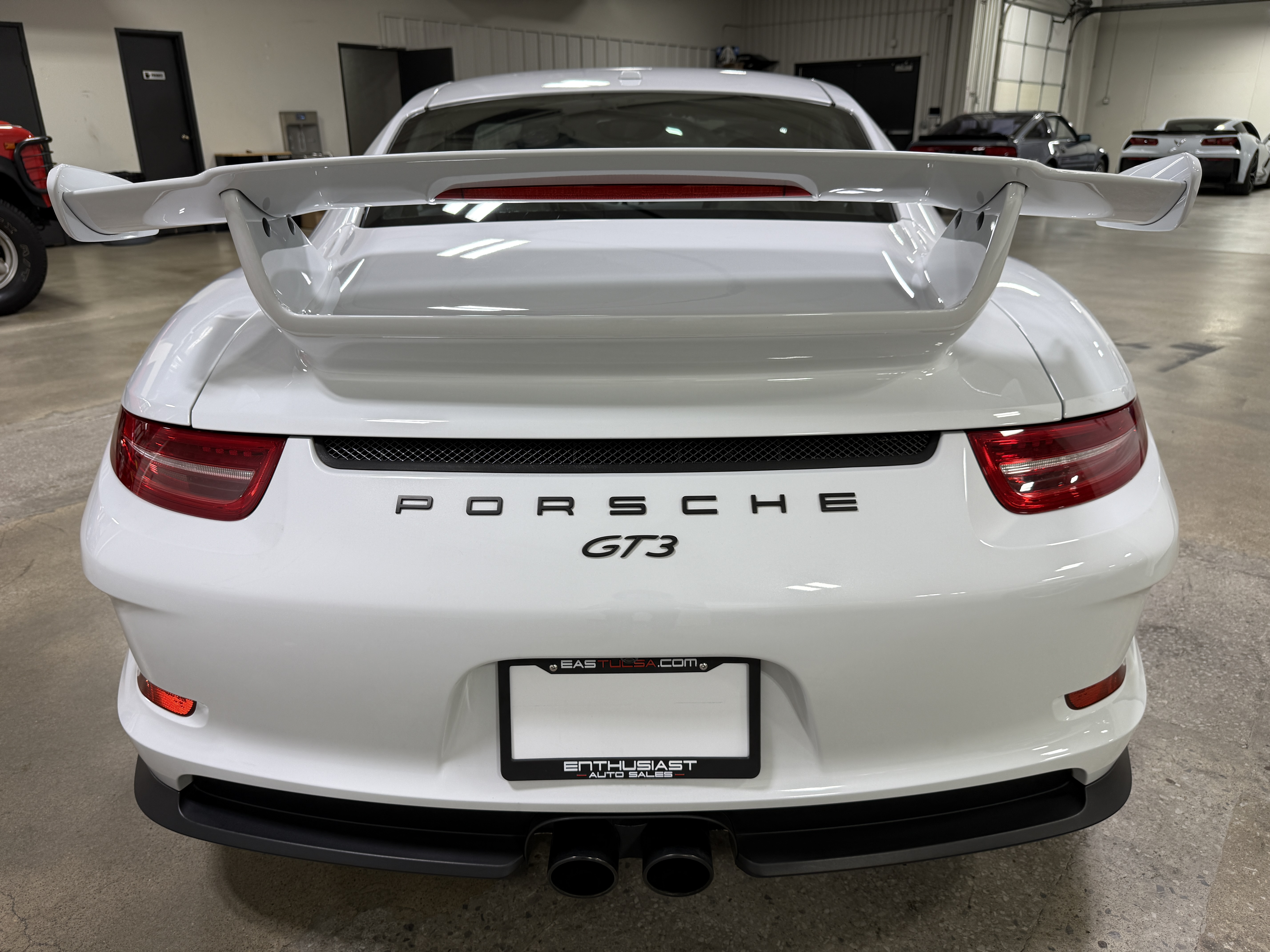 Used 2015 Porsche 911 GT3 RWD image 6
