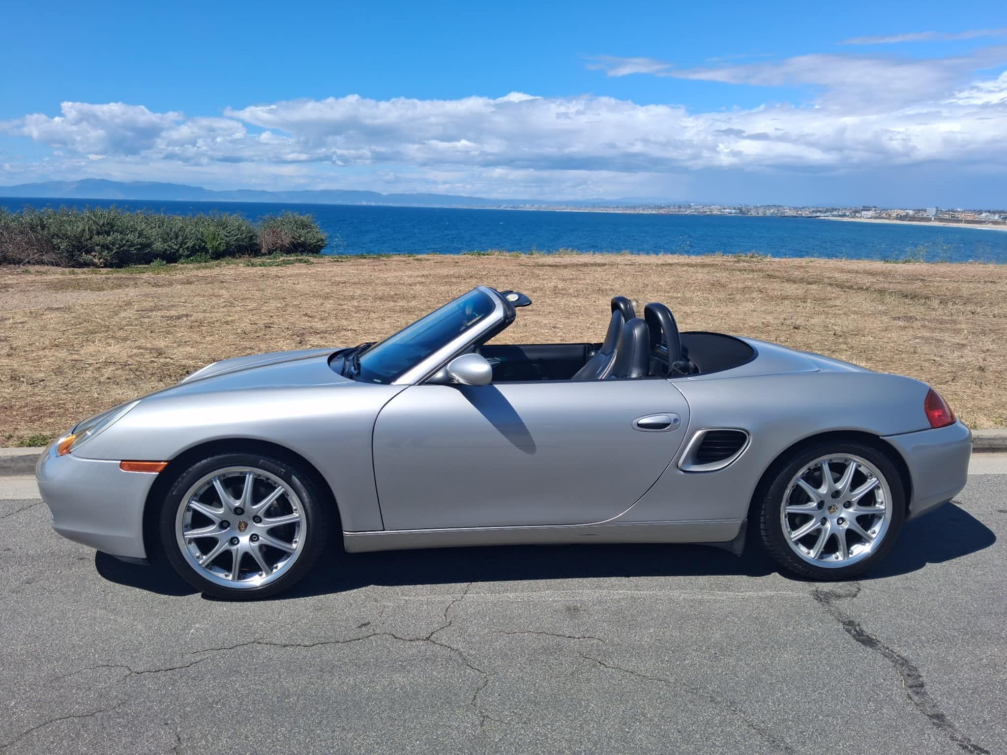 Used 2000 Porsche Boxster RWD image 2