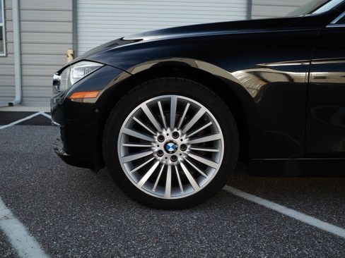 Used 2014 BMW 328i xDrive Wagon AWD/4WD image 7