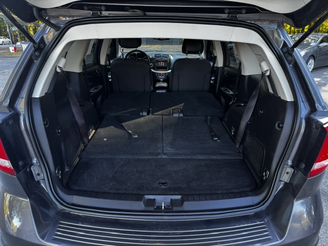 Used 2016 Dodge Journey FWD SXT image 11