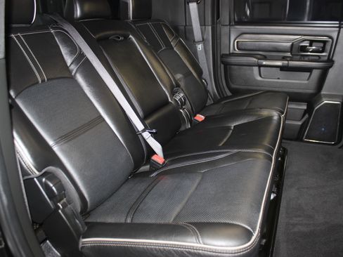 Used 2023 RAM 3500 Limited image 31