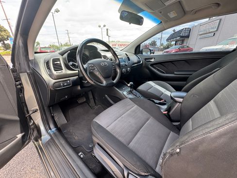 Used 2016 Kia Forte Koup EX FWD image 17