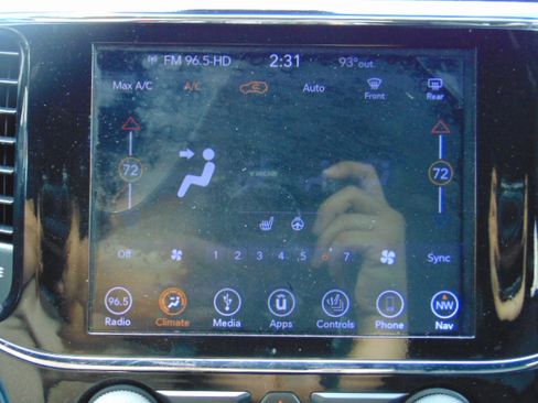 Used 2019 Jeep Grand Cherokee Altitude image 19