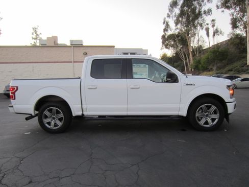 Used 2018 Ford F150 XLT image 9