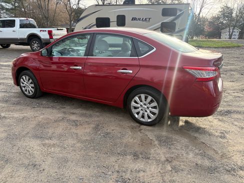Used 2013 Nissan Sentra SV image 9