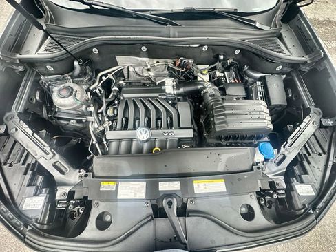 Used 2023 Volkswagen Atlas SEL Premium image 32