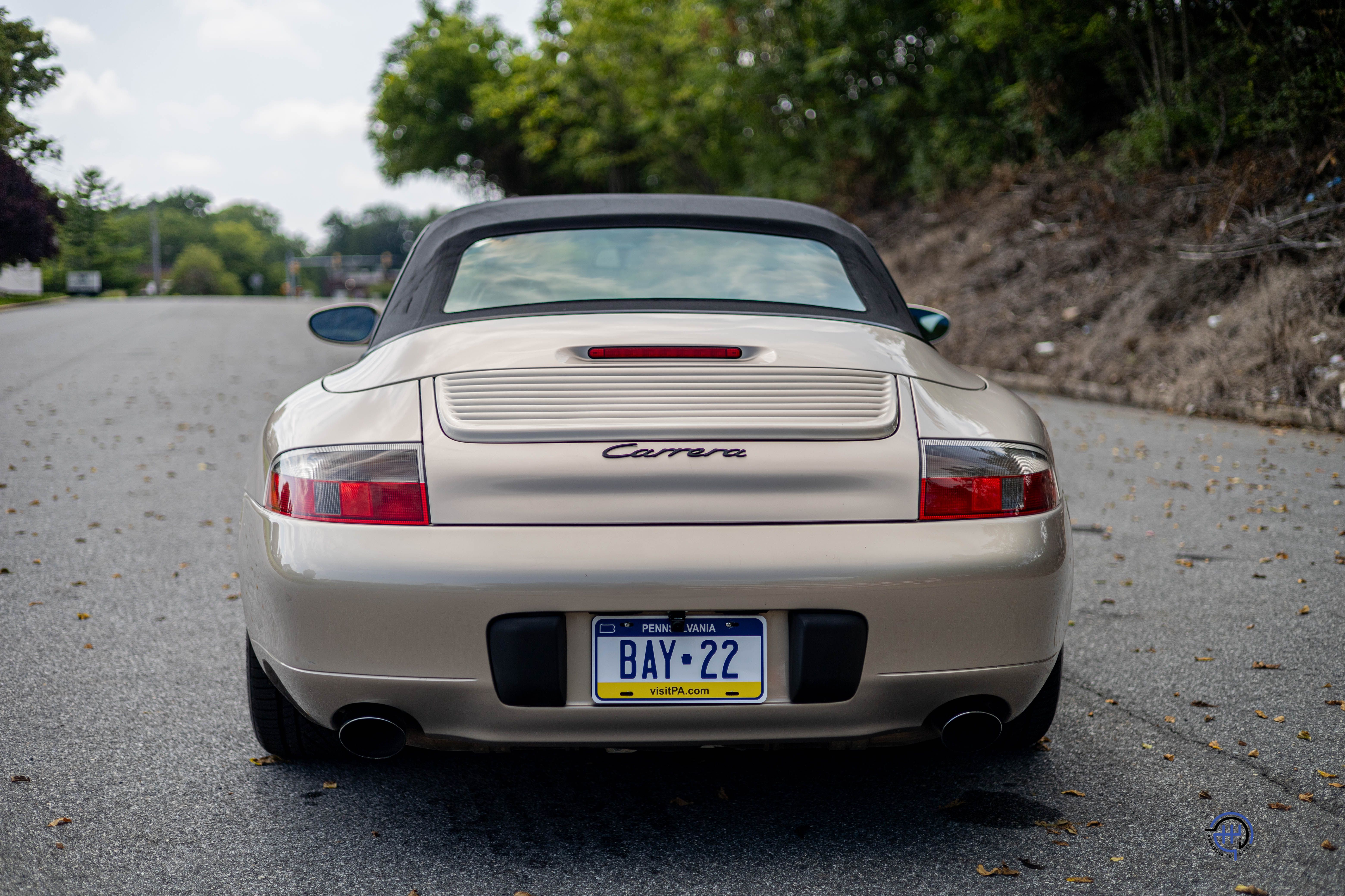 Used 2000 Porsche 911 Carrera Cabriolet RWD image 15