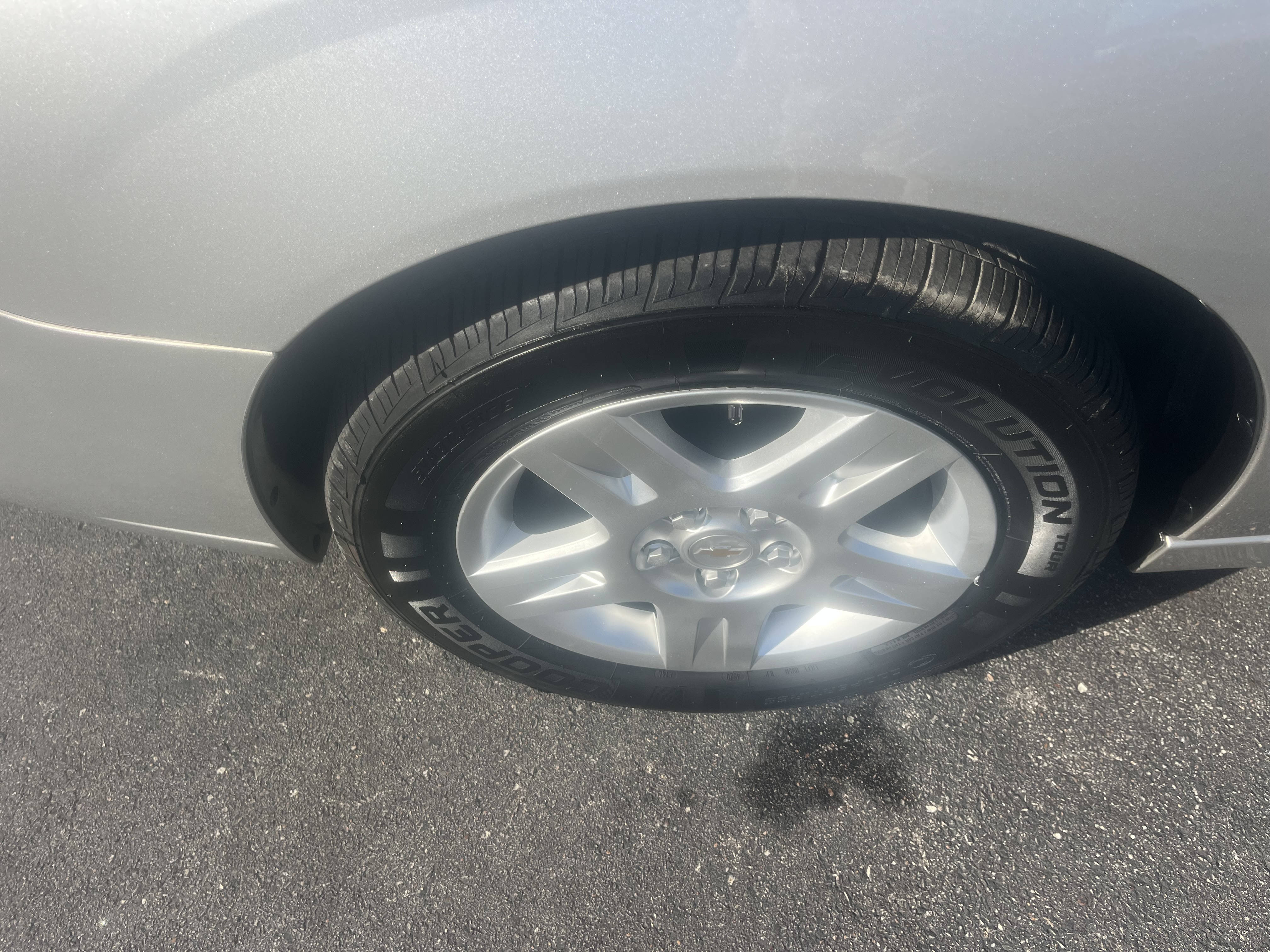 Used 2007 Chevrolet Malibu LT V6 FWD image 21