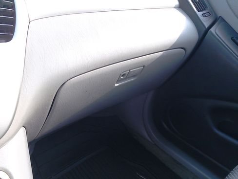 Used 2004 Toyota Highlander image 18