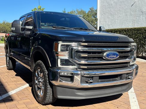 Used 2020 Ford F250 4x4 Crew Cab Super Duty image 5
