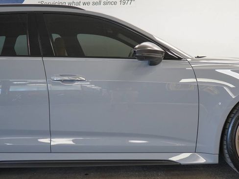 Used 2024 Audi RS 6 performance image 17