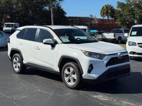 Used 2021 Toyota RAV4 XLE image 8