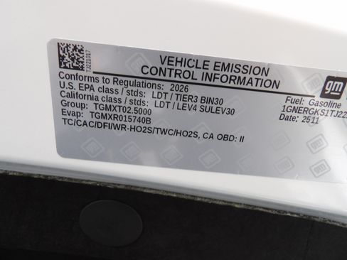 Used 2026 Chevrolet Traverse FWD LT image 30