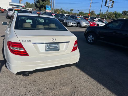 Used 2013 Mercedes-Benz C 250 Sedan image 5