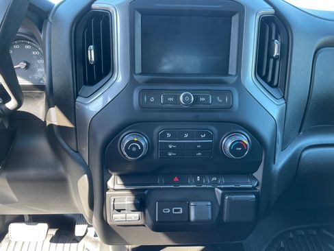 Used 2023 Chevrolet Silverado 2500 W/T image 17