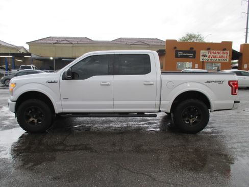 Used 2017 Ford F150 4x4 SuperCrew image 2