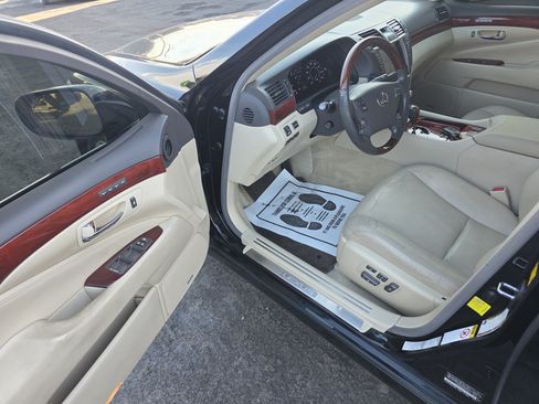 Used 2012 Lexus LS 460 image 13