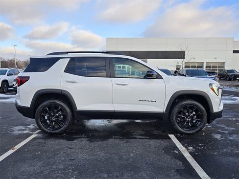 New 2026 GMC Terrain Elevation image 9