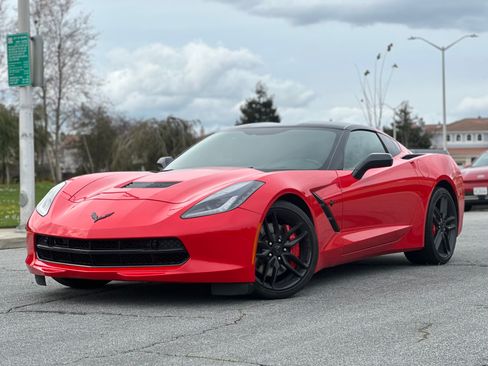 Used 2016 Chevrolet Corvette Stingray Convertible w/1LT image 1
