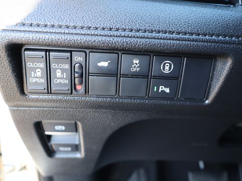 Used 2023 Honda Odyssey Touring image 20