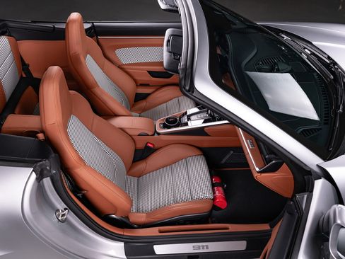 Used 2024 Porsche 911 Turbo S image 75