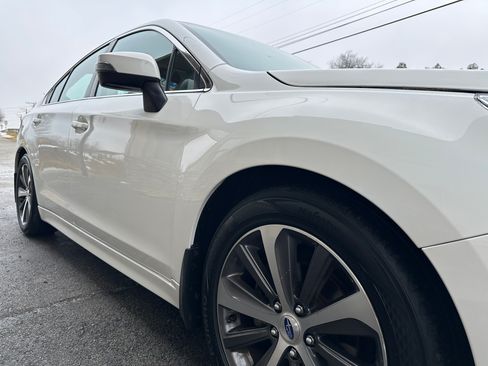 Used 2017 Subaru Legacy 2.5i Limited image 9