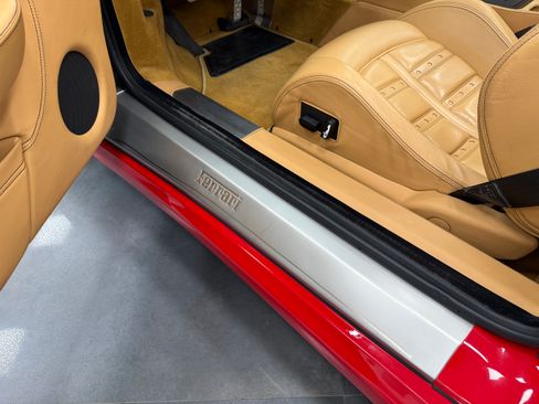 Used 2005 Ferrari F430 Spider image 18