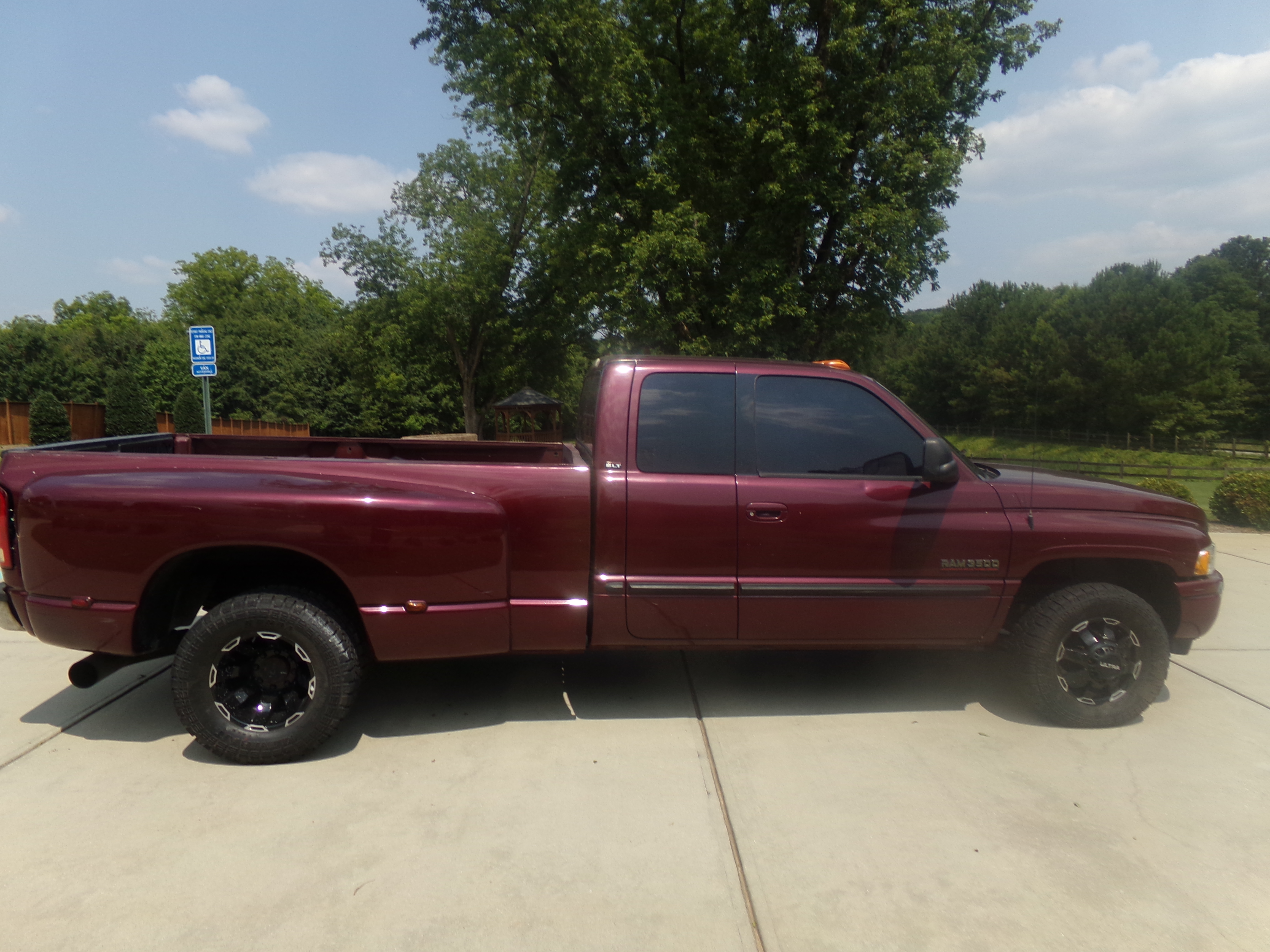 Used 2001 Dodge Ram 3500 Truck SLT RWD image 7