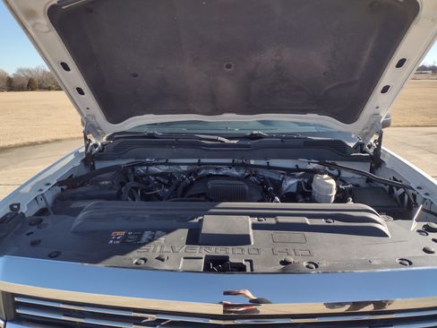 Used 2015 Chevrolet Silverado 2500 image 24