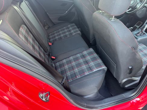 Used 2017 Volkswagen GTI image 35