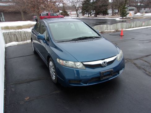 Used 2009 Honda Civic LX image 2