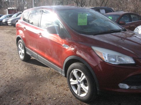 Used 2014 Ford Escape SE image 3