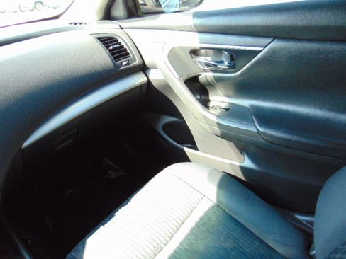 Used 2018 Nissan Altima 2.5 S image 21